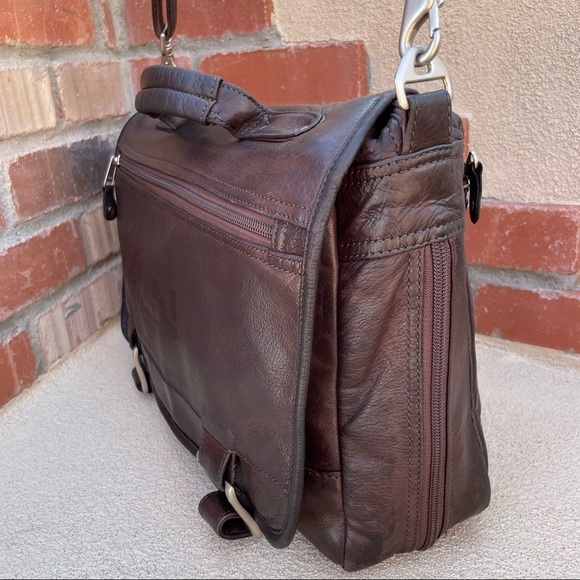 Canyon Outback Leather Goods Dark Brown Expandable Messenger Bag “ACN” debossed - Picture 9 of 14